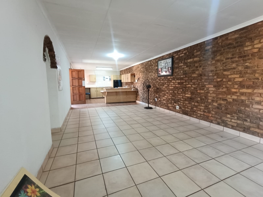 3 Bedroom Property for Sale in Homelake Gauteng