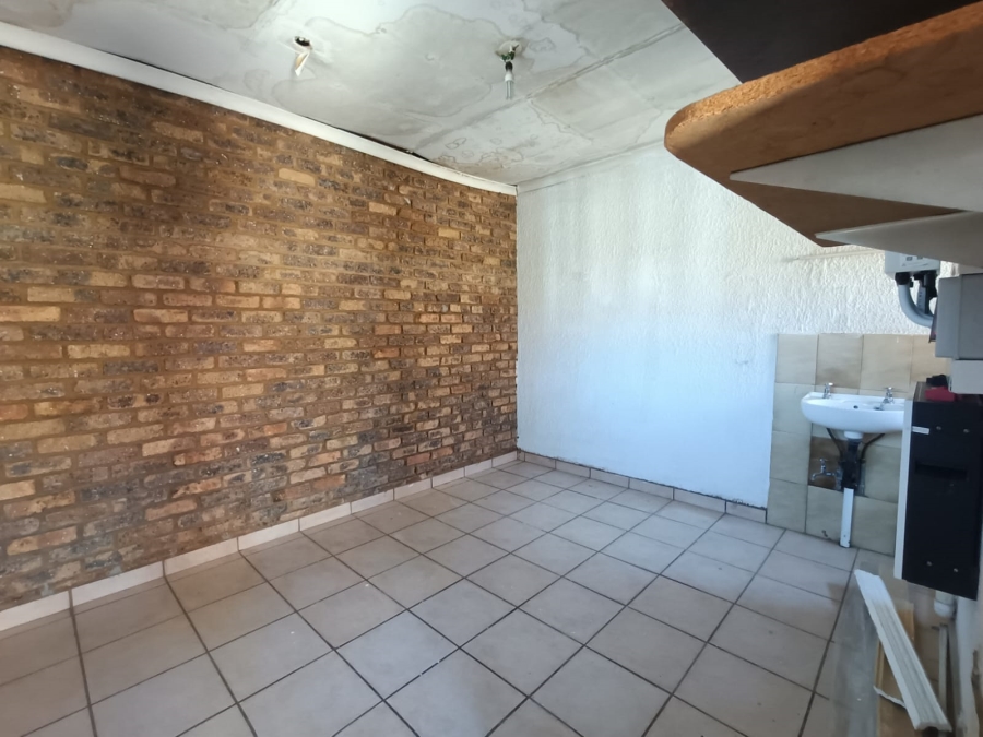 3 Bedroom Property for Sale in Homelake Gauteng