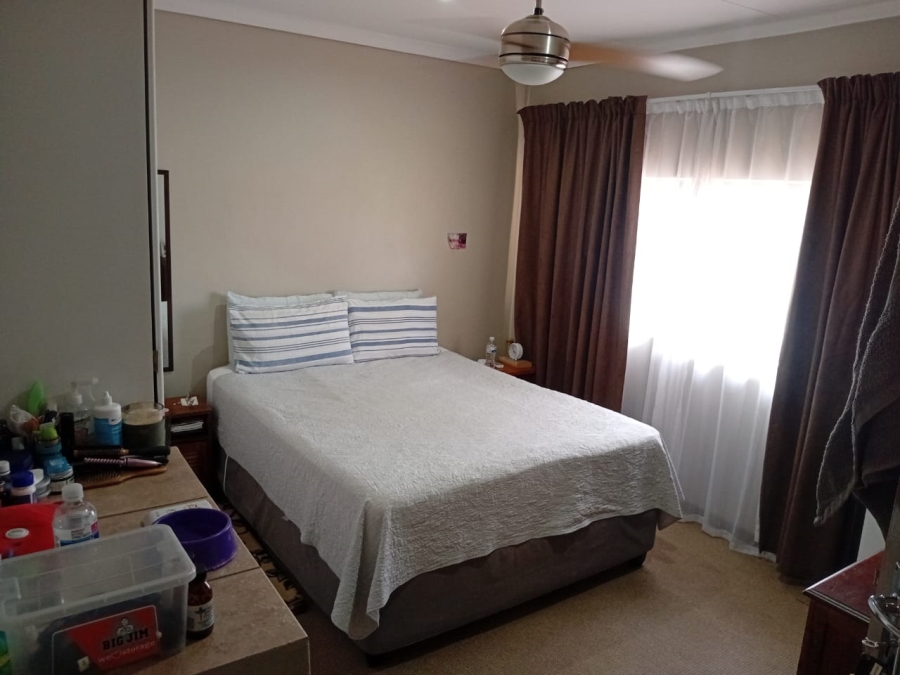 To Let 2 Bedroom Property for Rent in Die Wilgers Gauteng