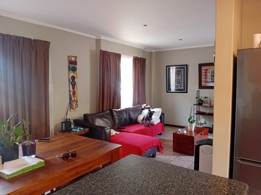 To Let 2 Bedroom Property for Rent in Die Wilgers Gauteng