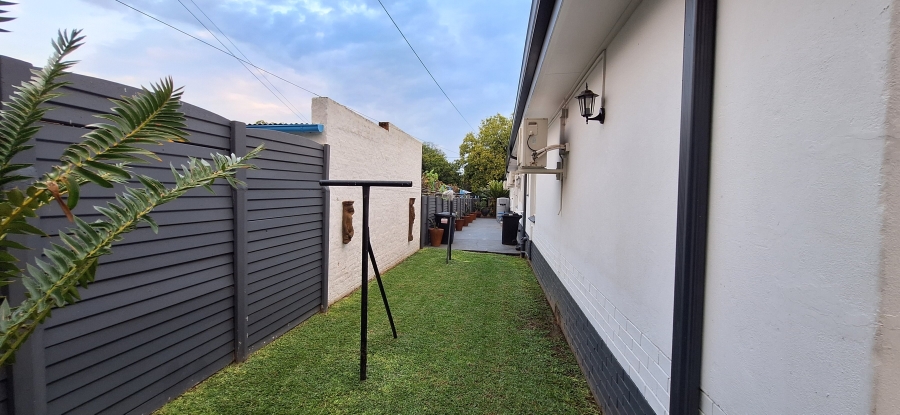 3 Bedroom Property for Sale in Rietfontein Gauteng