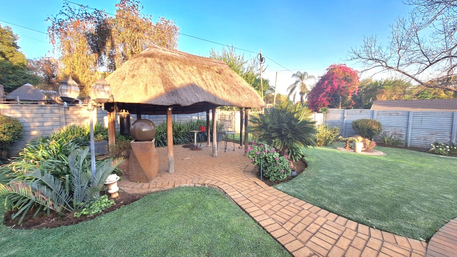 3 Bedroom Property for Sale in Rietfontein Gauteng