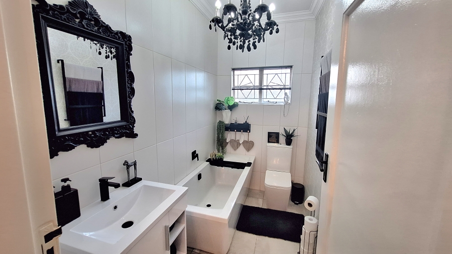 3 Bedroom Property for Sale in Rietfontein Gauteng