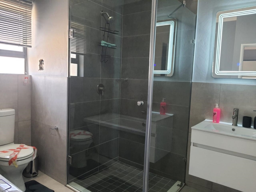 3 Bedroom Property for Sale in Glen Austin Gauteng