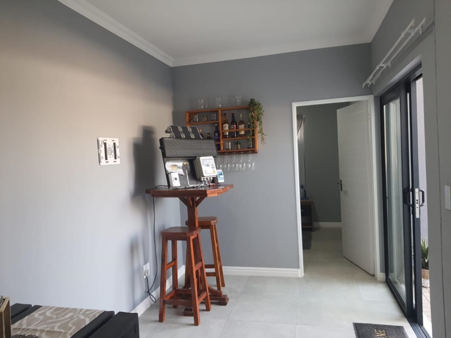 3 Bedroom Property for Sale in Glen Austin Gauteng