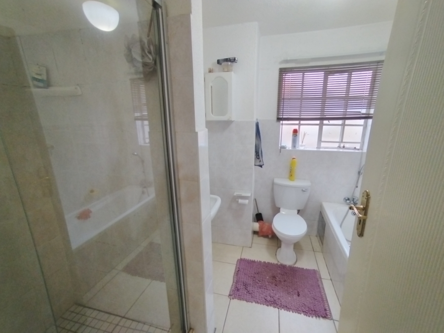 2 Bedroom Property for Sale in Monument Park Gauteng