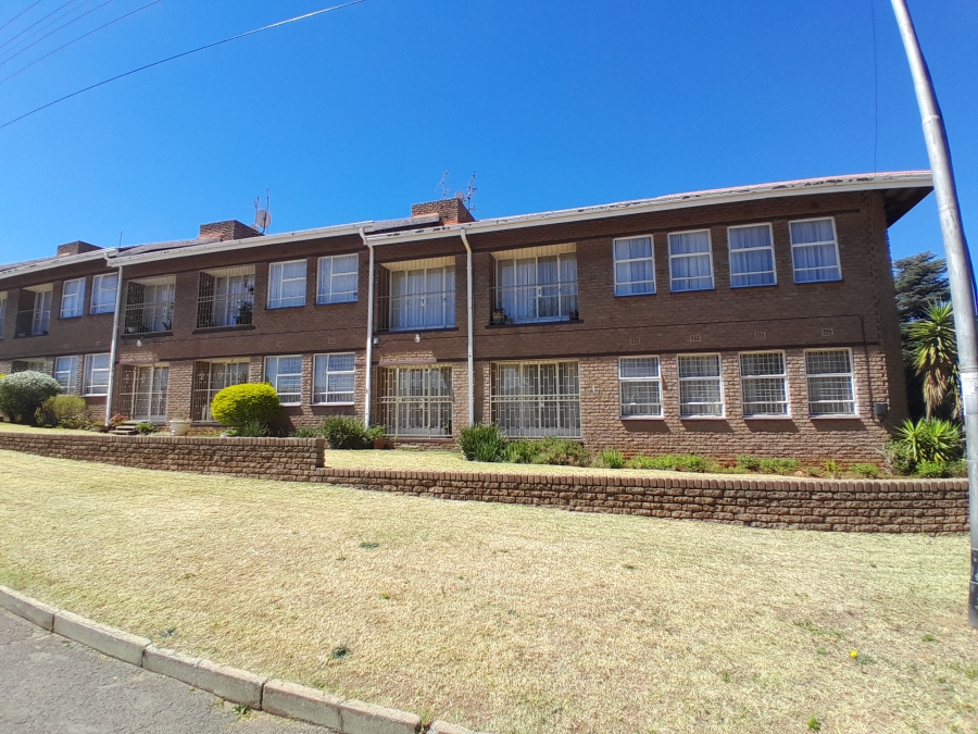 2 Bedroom Property for Sale in Greenhills Gauteng