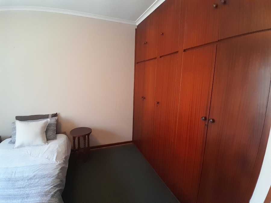 2 Bedroom Property for Sale in Greenhills Gauteng