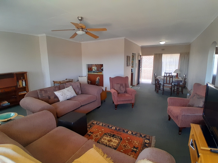 2 Bedroom Property for Sale in Greenhills Gauteng
