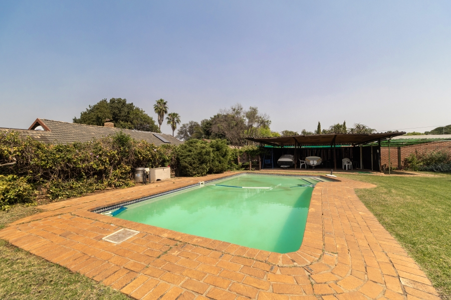 4 Bedroom Property for Sale in Rietfontein Gauteng