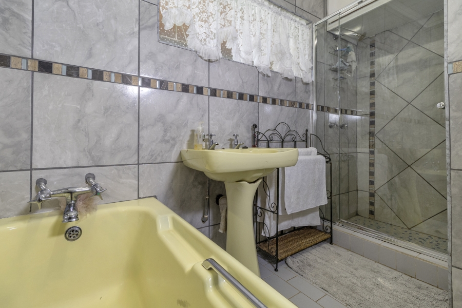 4 Bedroom Property for Sale in Rietfontein Gauteng