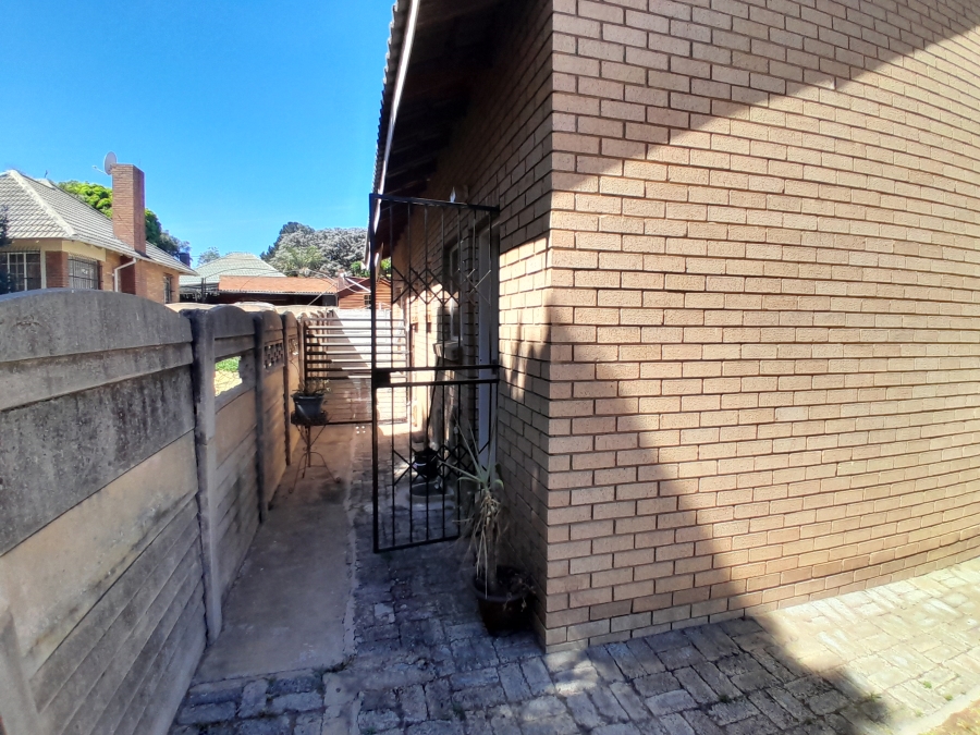 3 Bedroom Property for Sale in Greenhills Gauteng