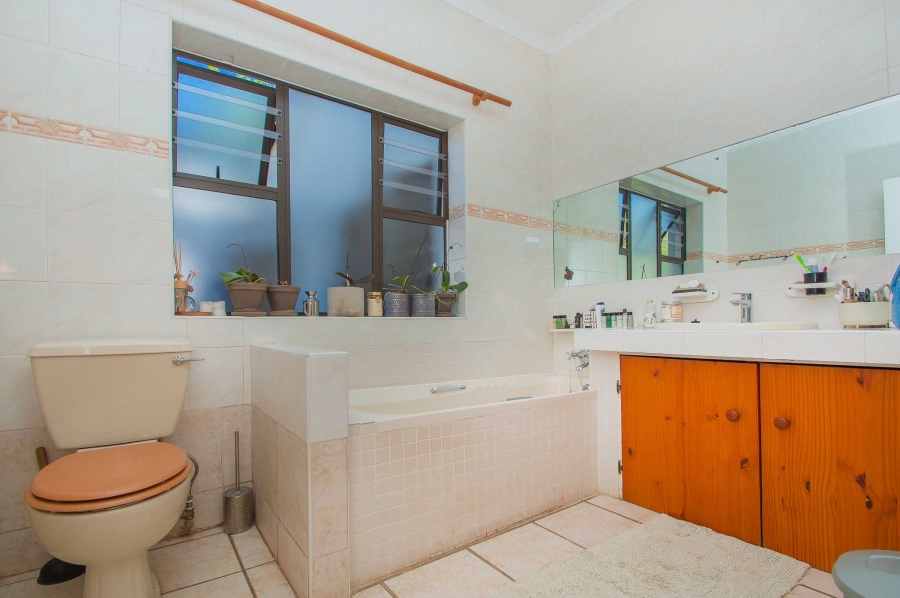 5 Bedroom Property for Sale in Bryanston Gauteng