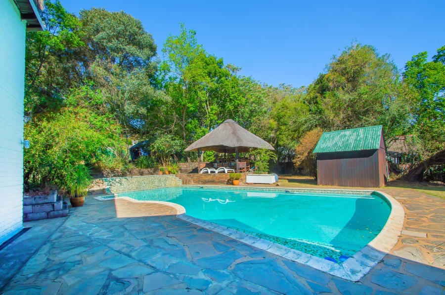5 Bedroom Property for Sale in Bryanston Gauteng
