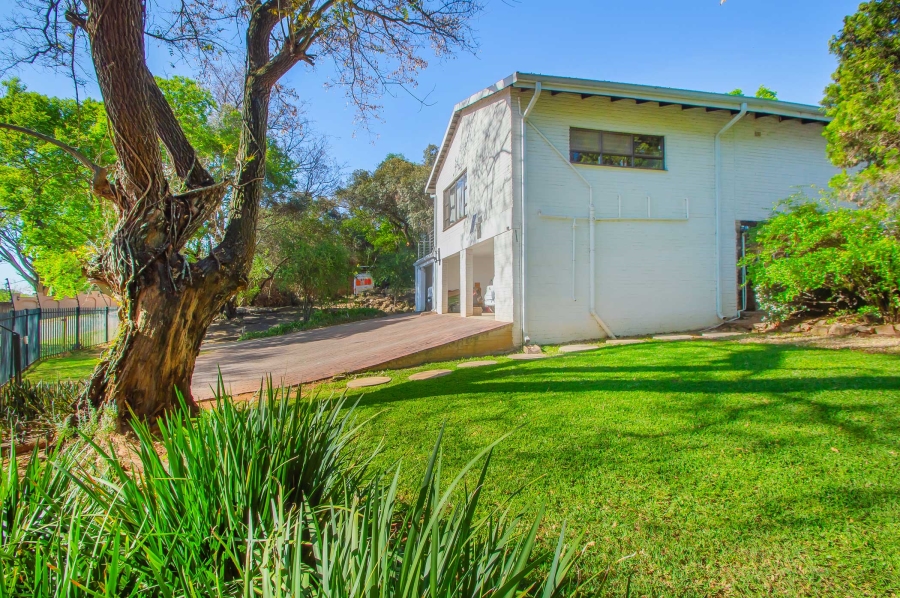 5 Bedroom Property for Sale in Bryanston Gauteng