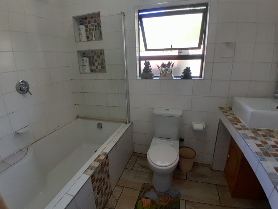 4 Bedroom Property for Sale in Greenhills Gauteng