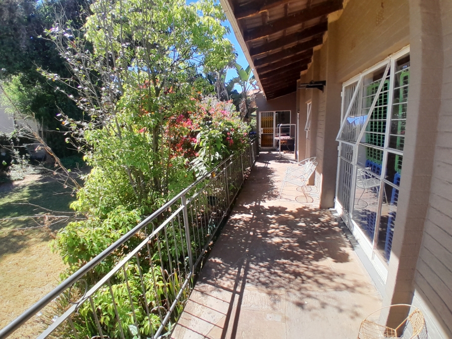 4 Bedroom Property for Sale in Greenhills Gauteng