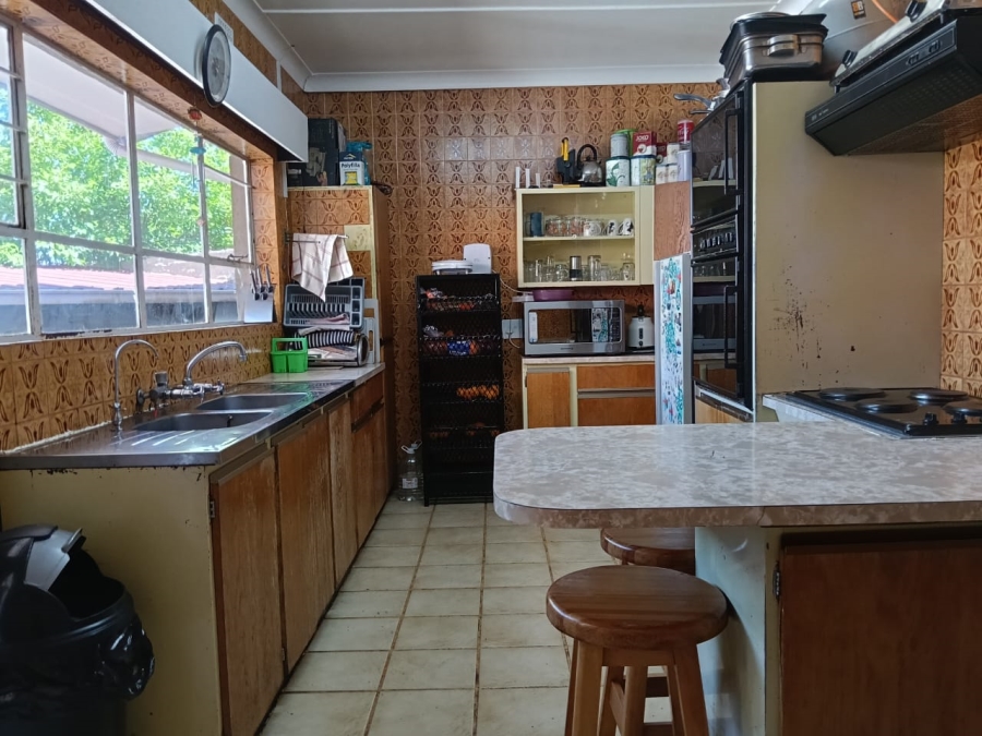 4 Bedroom Property for Sale in Greenhills Gauteng