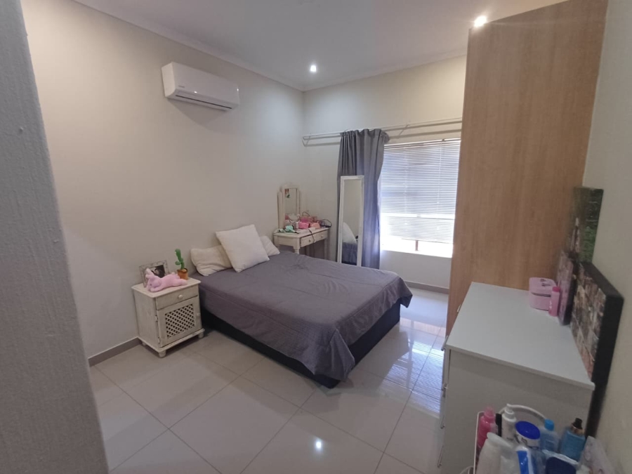 2 Bedroom Property for Sale in Noordheuwel Gauteng