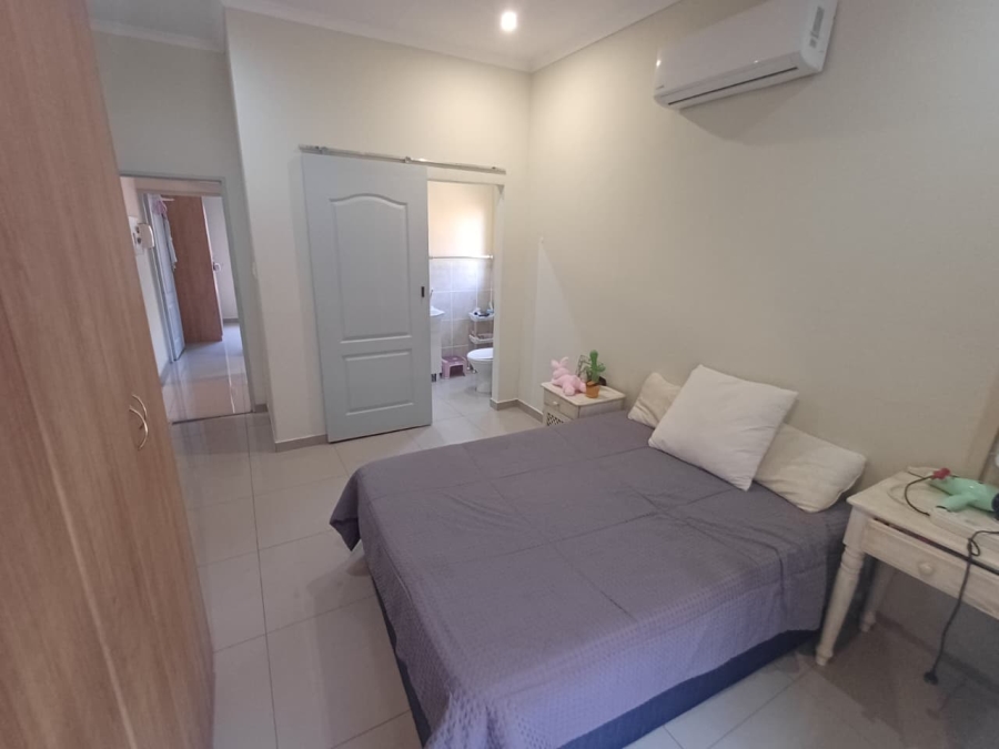 2 Bedroom Property for Sale in Noordheuwel Gauteng