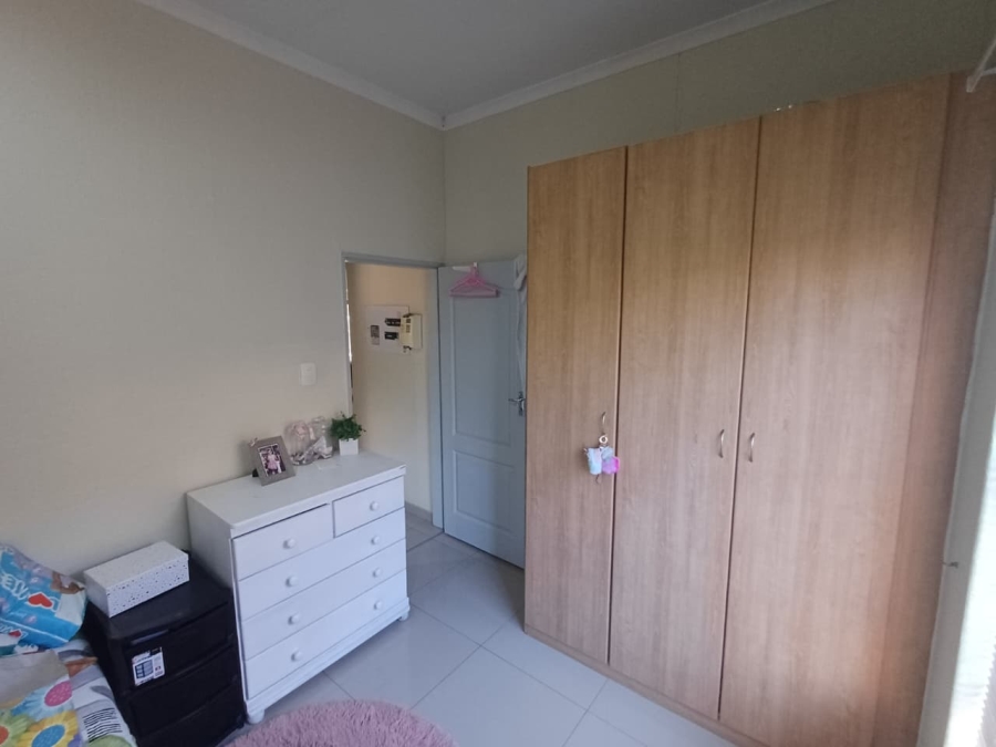 2 Bedroom Property for Sale in Noordheuwel Gauteng