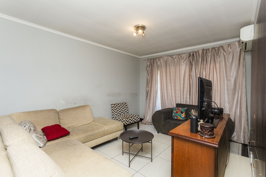 To Let 2 Bedroom Property for Rent in Noordwyk Gauteng