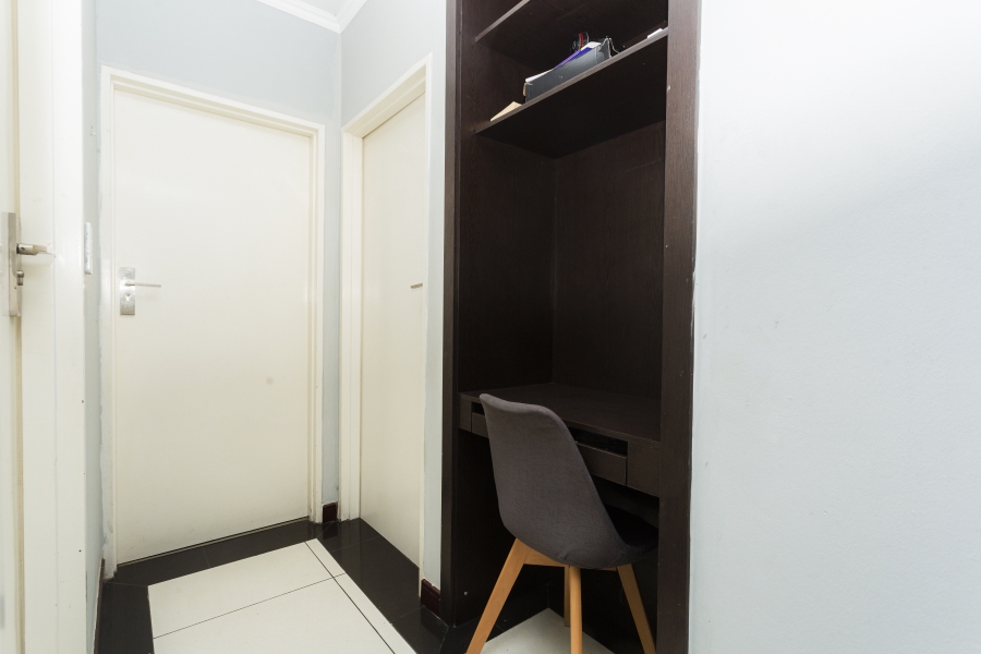 To Let 2 Bedroom Property for Rent in Noordwyk Gauteng