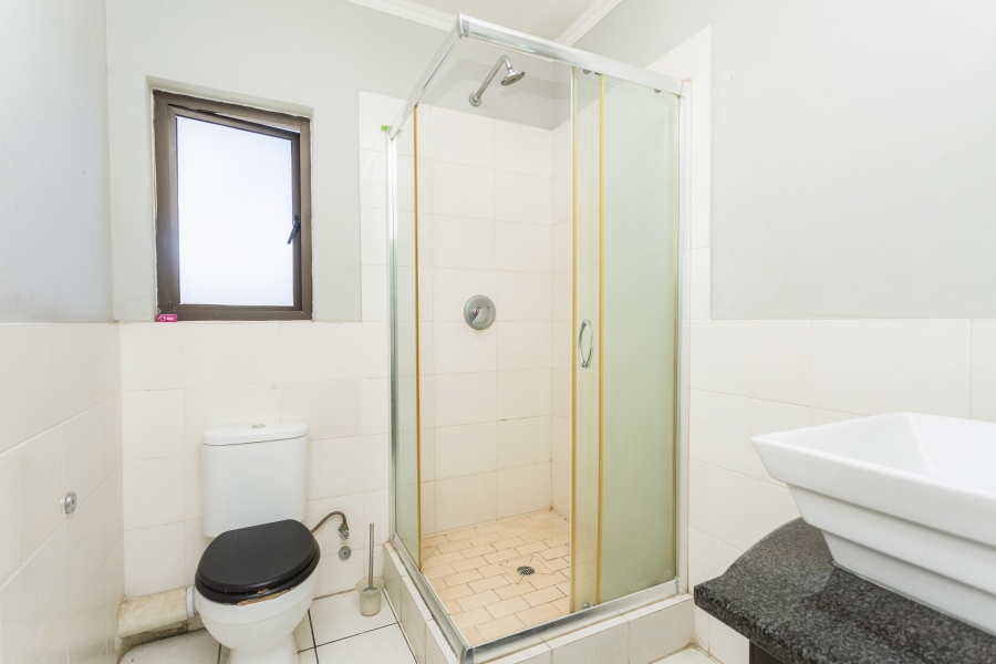 To Let 2 Bedroom Property for Rent in Noordwyk Gauteng