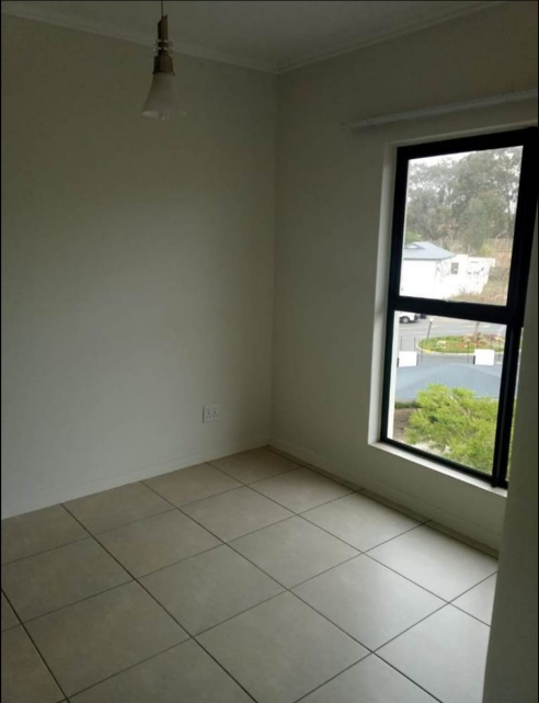To Let 1 Bedroom Property for Rent in Modderfontein Gauteng