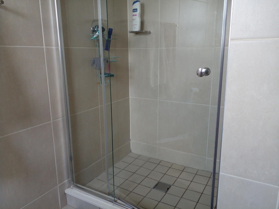 To Let 1 Bedroom Property for Rent in Modderfontein Gauteng