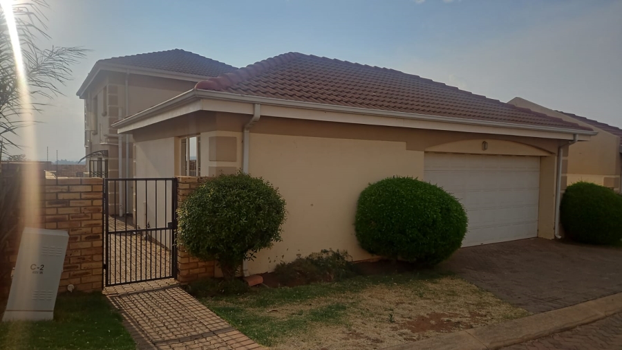 4 Bedroom Property for Sale in North Riding AH Gauteng