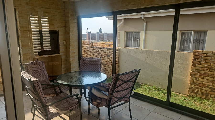 4 Bedroom Property for Sale in North Riding AH Gauteng