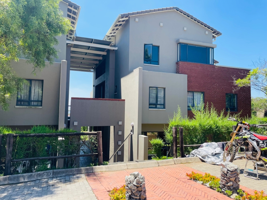 1 Bedroom Property for Sale in Jackal Creek Golf Estate Gauteng