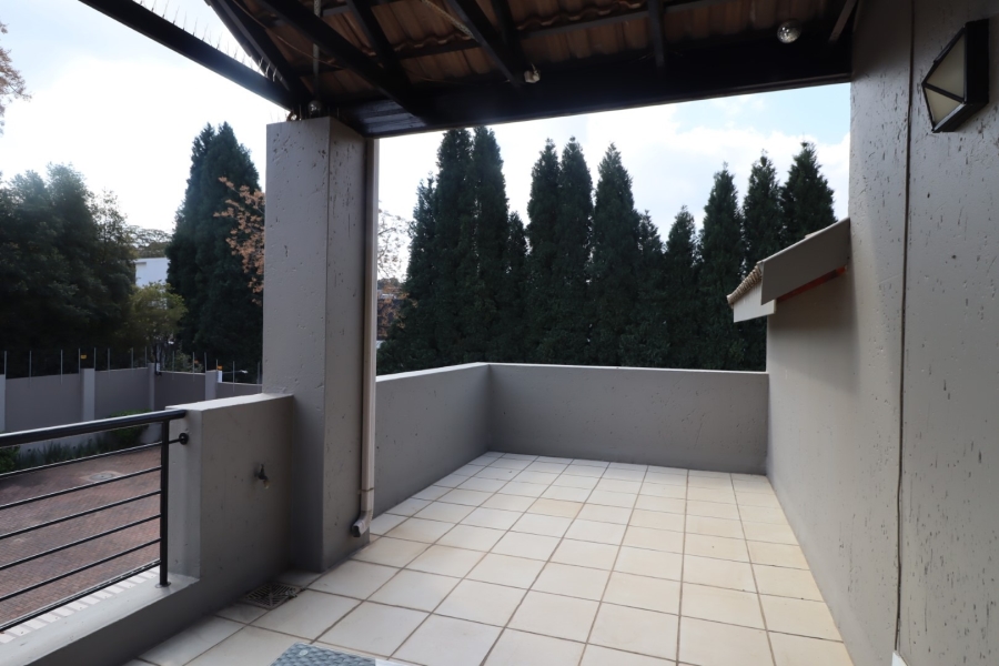 2 Bedroom Property for Sale in Bryanston Gauteng