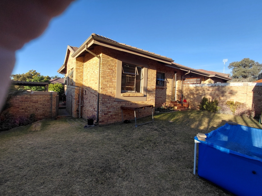 2 Bedroom Property for Sale in Randpark Ridge Gauteng