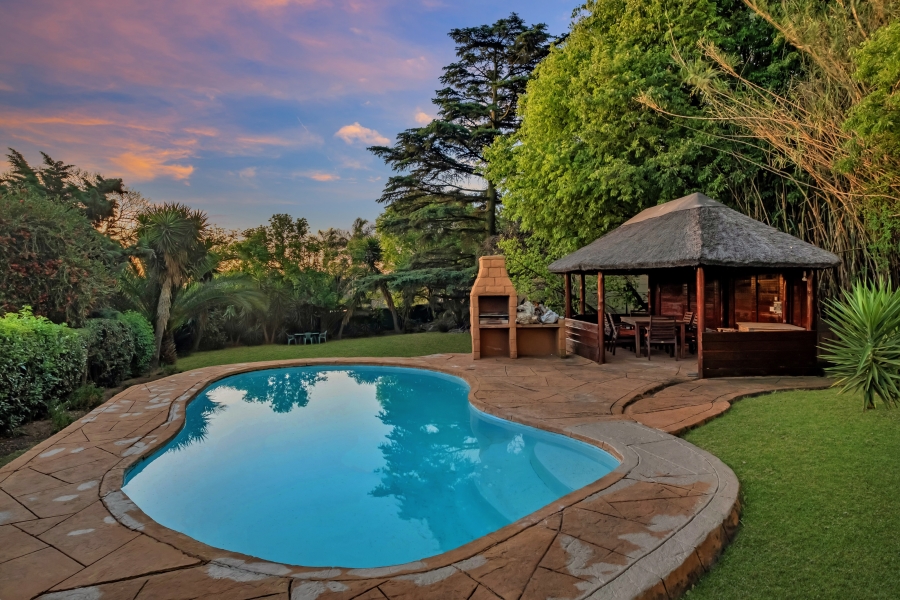 3 Bedroom Property for Sale in Linden Gauteng