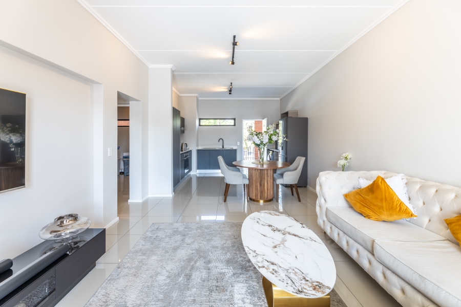 2 Bedroom Property for Sale in Bryanston Gauteng