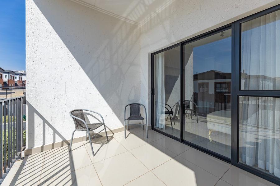 2 Bedroom Property for Sale in Bryanston Gauteng