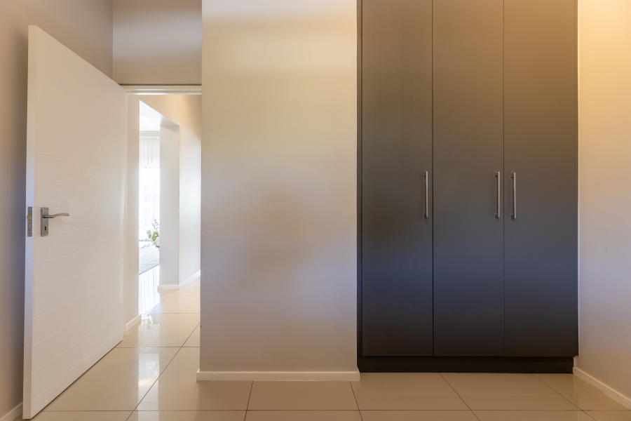 2 Bedroom Property for Sale in Bryanston Gauteng