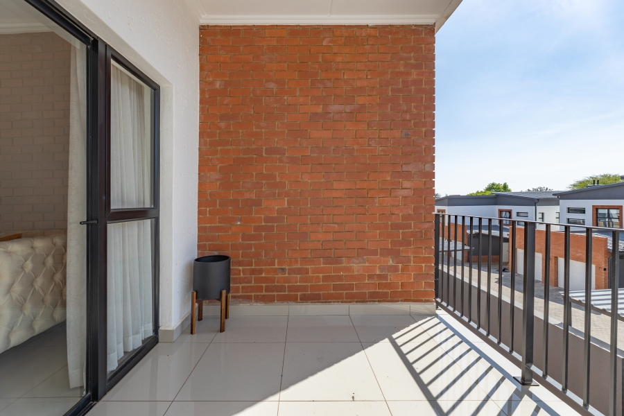 2 Bedroom Property for Sale in Bryanston Gauteng