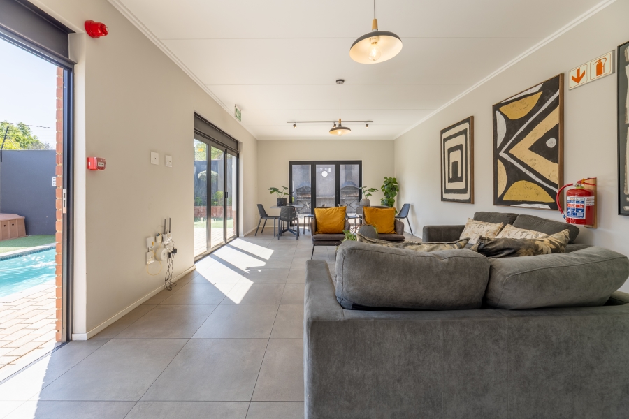 2 Bedroom Property for Sale in Bryanston Gauteng