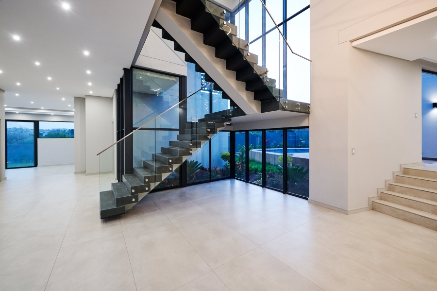 5 Bedroom Property for Sale in Waterfall Country Estate Gauteng