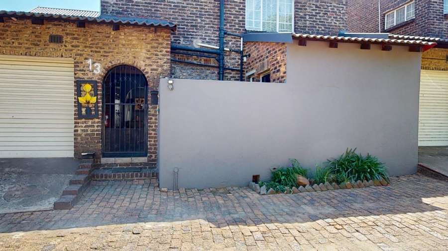 3 Bedroom Property for Sale in Elspark Gauteng
