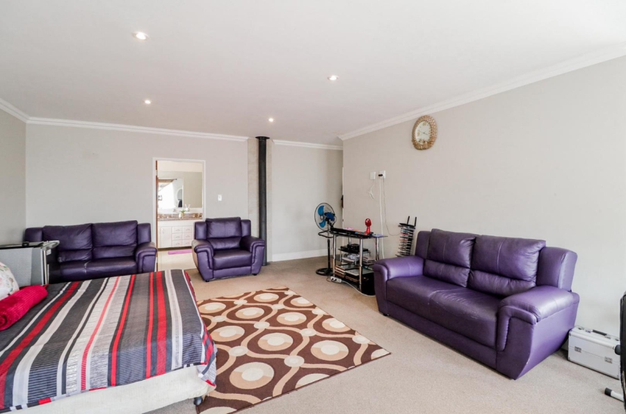 4 Bedroom Property for Sale in Kensington Gauteng