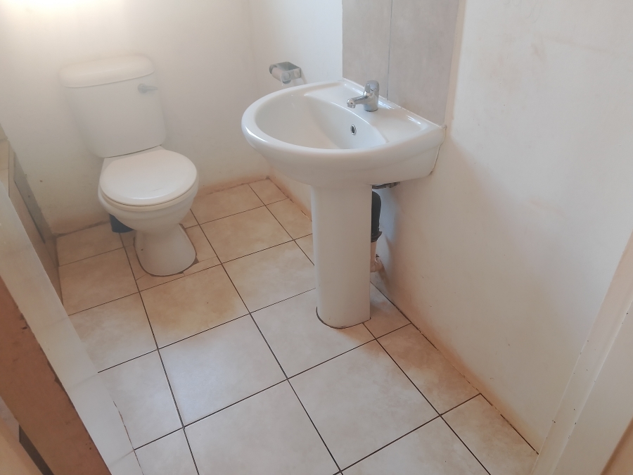 2 Bedroom Property for Sale in Bram Fischerville Gauteng