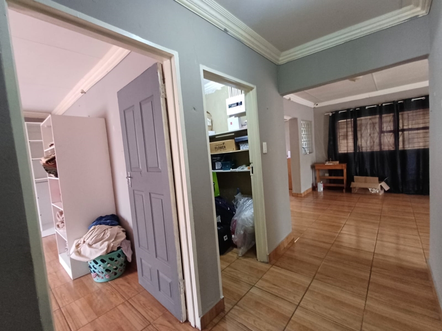 4 Bedroom Property for Sale in Brakpan Central Gauteng