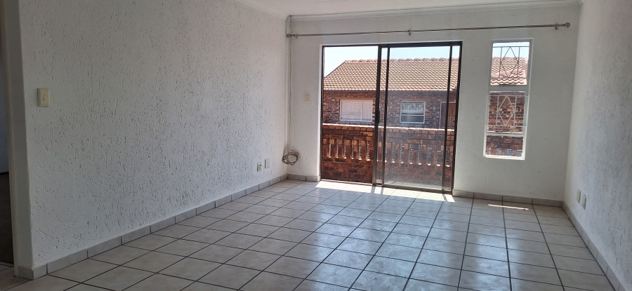 2 Bedroom Property for Sale in Buccleuch Gauteng