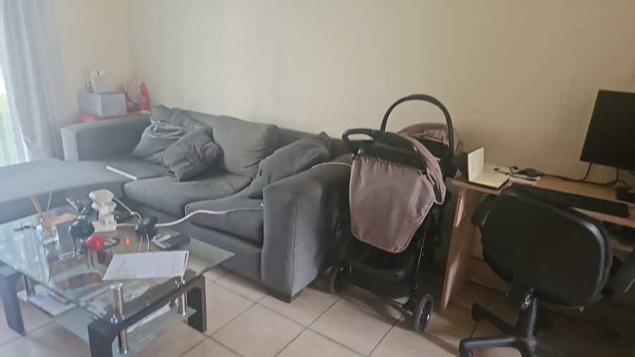 1 Bedroom Property for Sale in Noordwyk Gauteng
