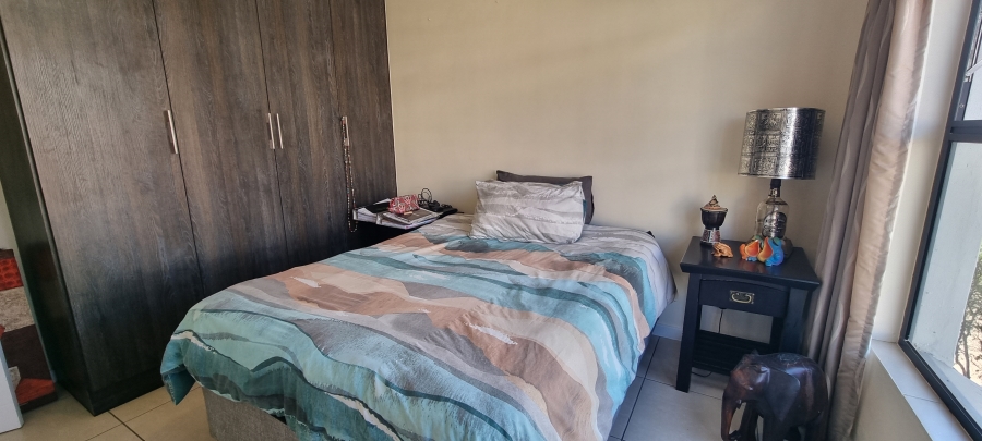 2 Bedroom Property for Sale in Greenstone Crest Gauteng