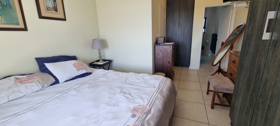 2 Bedroom Property for Sale in Greenstone Crest Gauteng